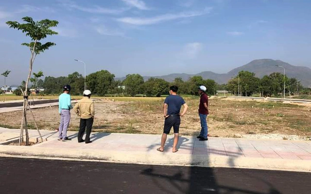Hạ tầng đồng loạt triển khai, bất động sản vùng ven nổi